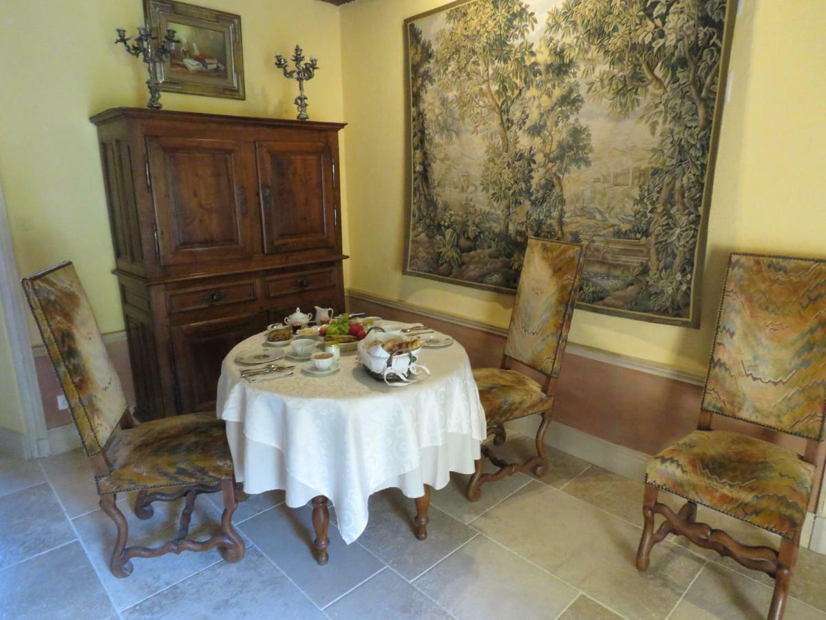 Chateau De Gaubert Bed and Breakfast Terrasson Exteriör bild
